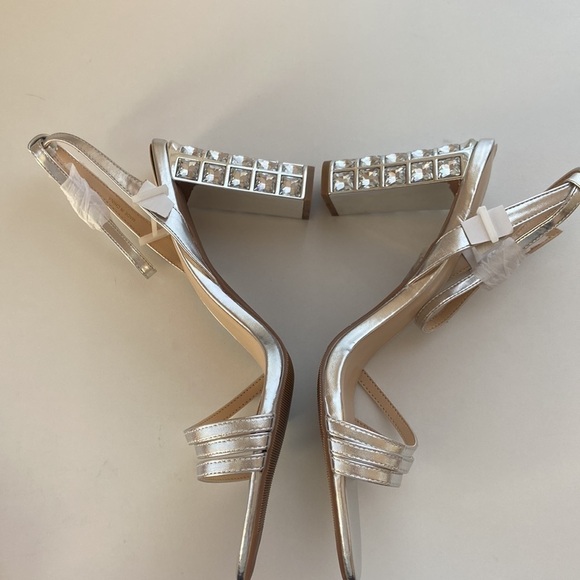 𝅺LE Château I Strappy High Heel Sandals - Picture 3 of 7